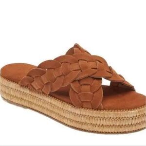 Cecelia New York Gester Platform Slide Sandal- Oak